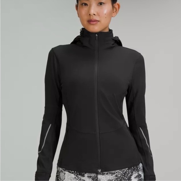 NWT Lululemon NULUX Reflective Running Jacket Black size 12 - Picture 1 of 12